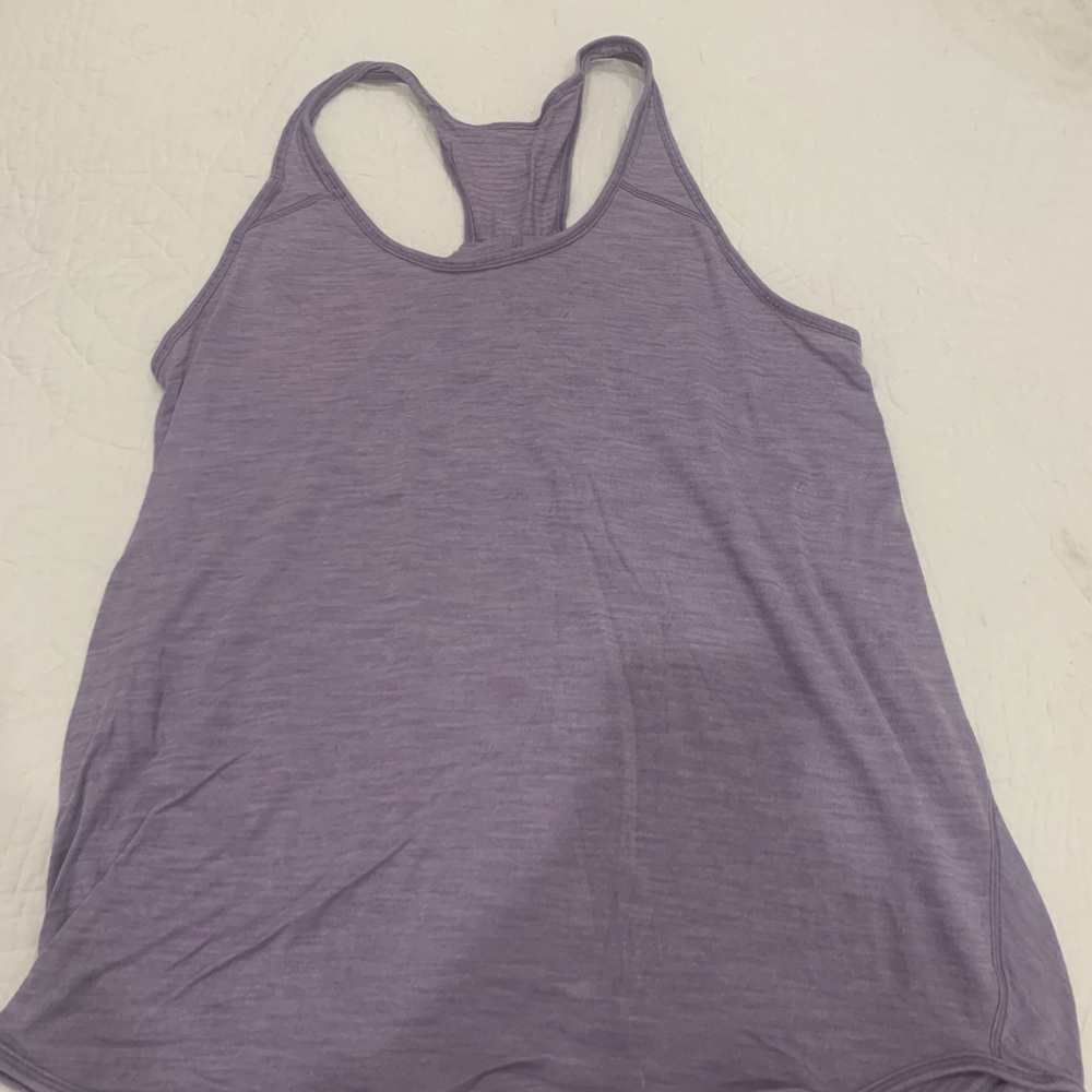 Lululemon essential tank